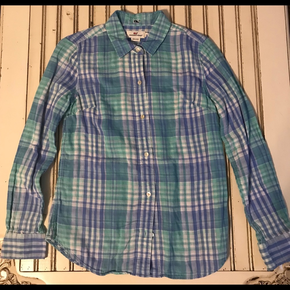 Vineyard Vines button down